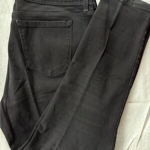 🌸Jones New York Black Skinny Jeans Smooth Finish